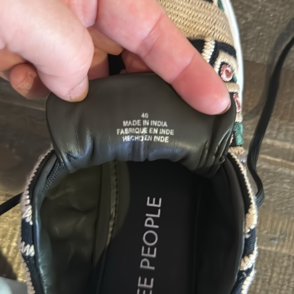 Women’s Free People crochet sneakers - Picture 7 of 8